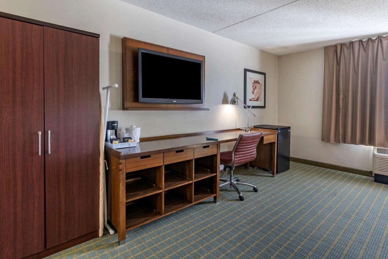 Quality Inn Lexington -Horse Park Exteriér fotografie